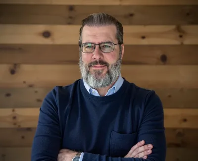 Matthew Mamet, founder of NestLonger.